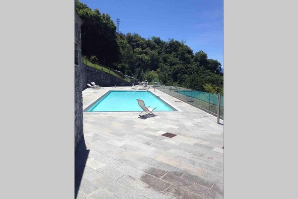 Beautiful Poolside And Stunning Lake View Gardenia Беллано Екстер'єр фото